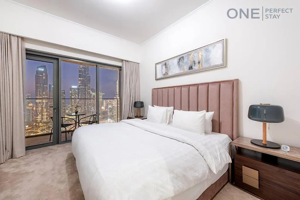Astonishing 3Br Burj Khalifa And Fountain View With Pool And Gym Apartment Dubai