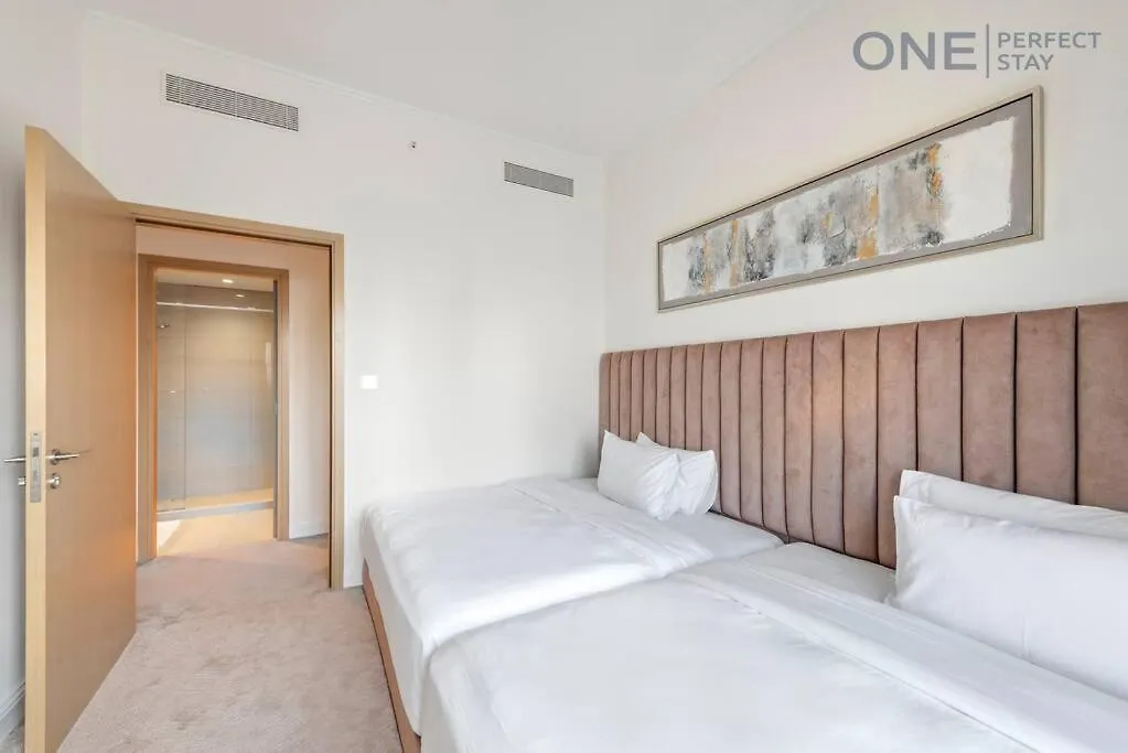 Astonishing 3Br Burj Khalifa And Fountain View With Pool And Gym Apartment Dubai