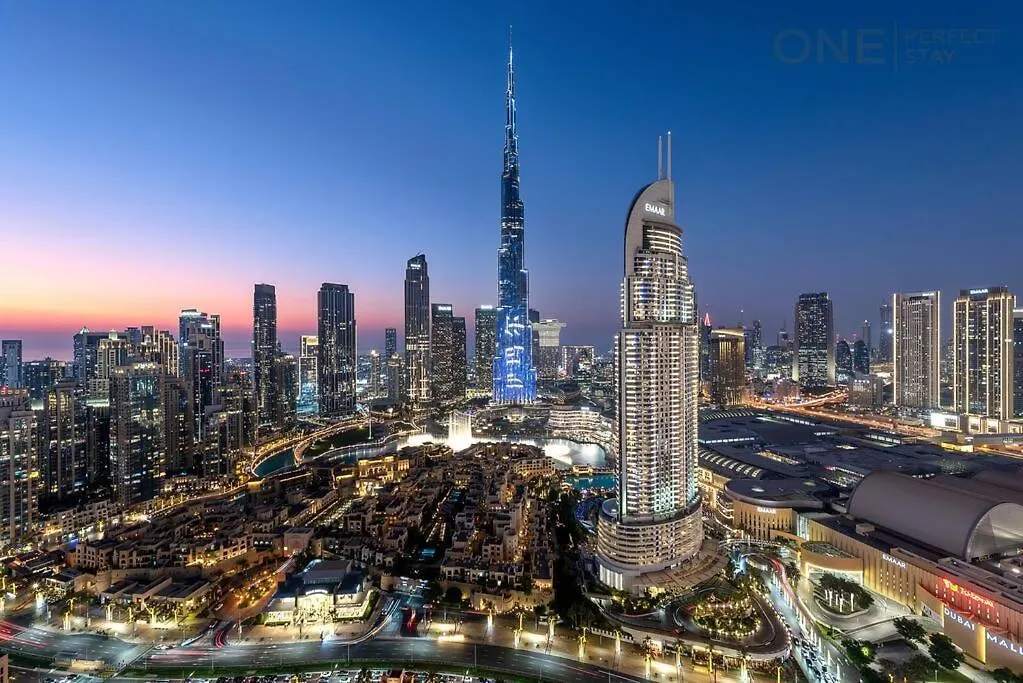 Astonishing 3Br Burj Khalifa And Fountain View With Pool And Gym contacts