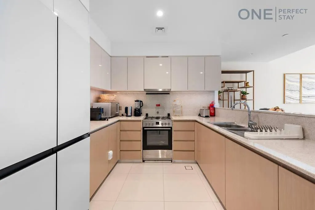 Astonishing 3Br Burj Khalifa And Fountain View With Pool And Gym Apartment Dubai
