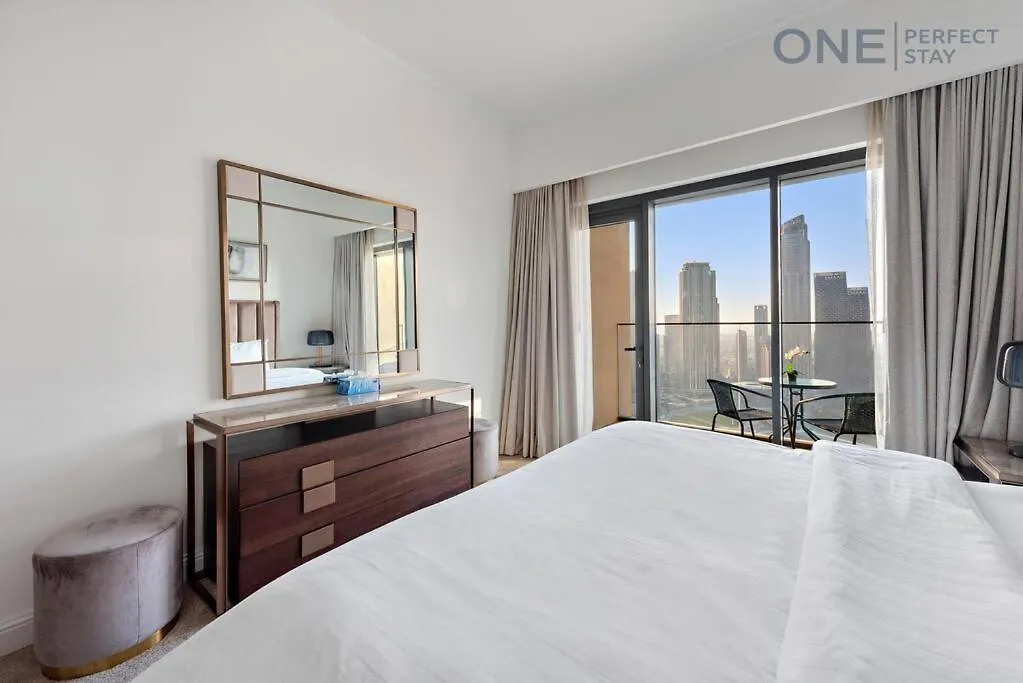 Astonishing 3Br Burj Khalifa And Fountain View With Pool And Gym Apartment Dubai