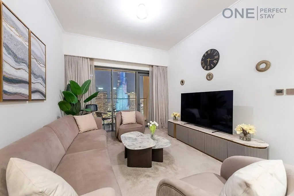 Astonishing 3Br Burj Khalifa And Fountain View With Pool And Gym Apartment Dubai