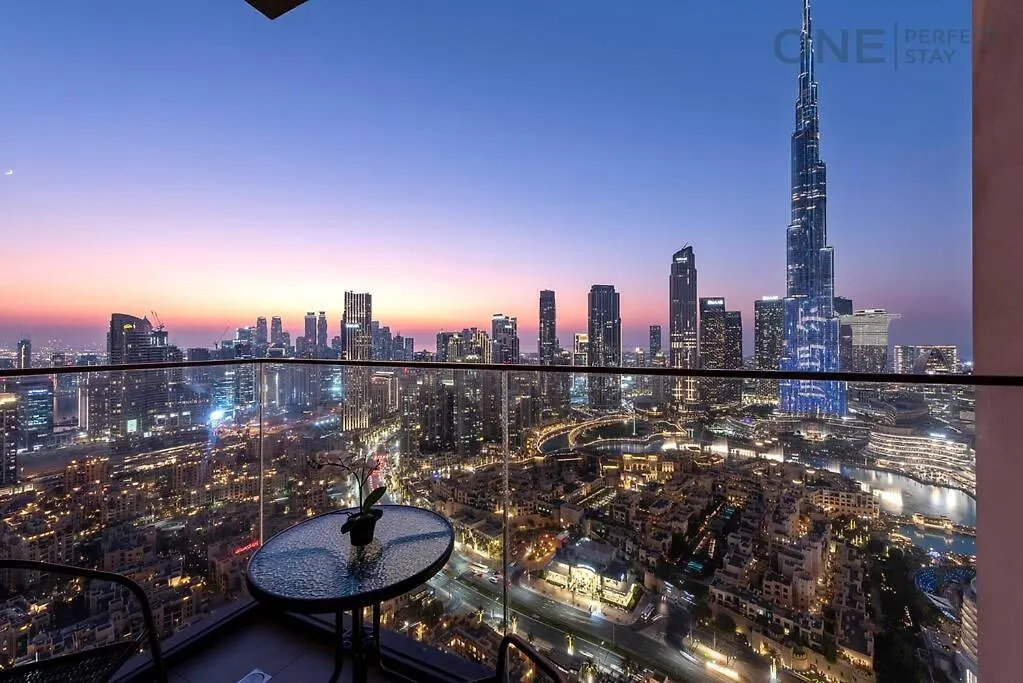 Astonishing 3Br Burj Khalifa And Fountain View With Pool And Gym Apartment Dubai United Arab Emirates